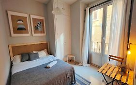 Corredera Rooms, No Llegadas Despues De Las 21H